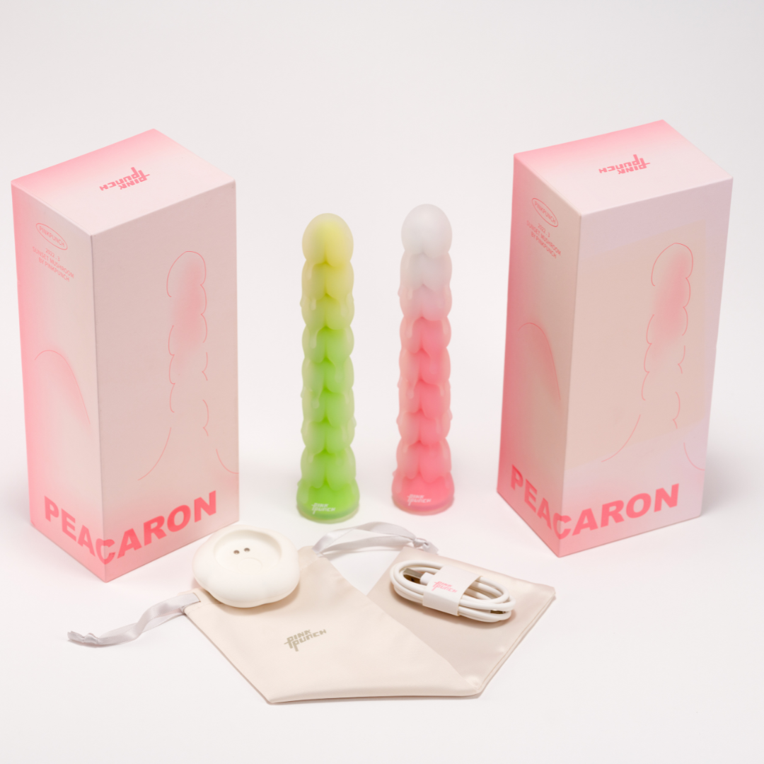 PEACARON 3D Vibrating Dildo